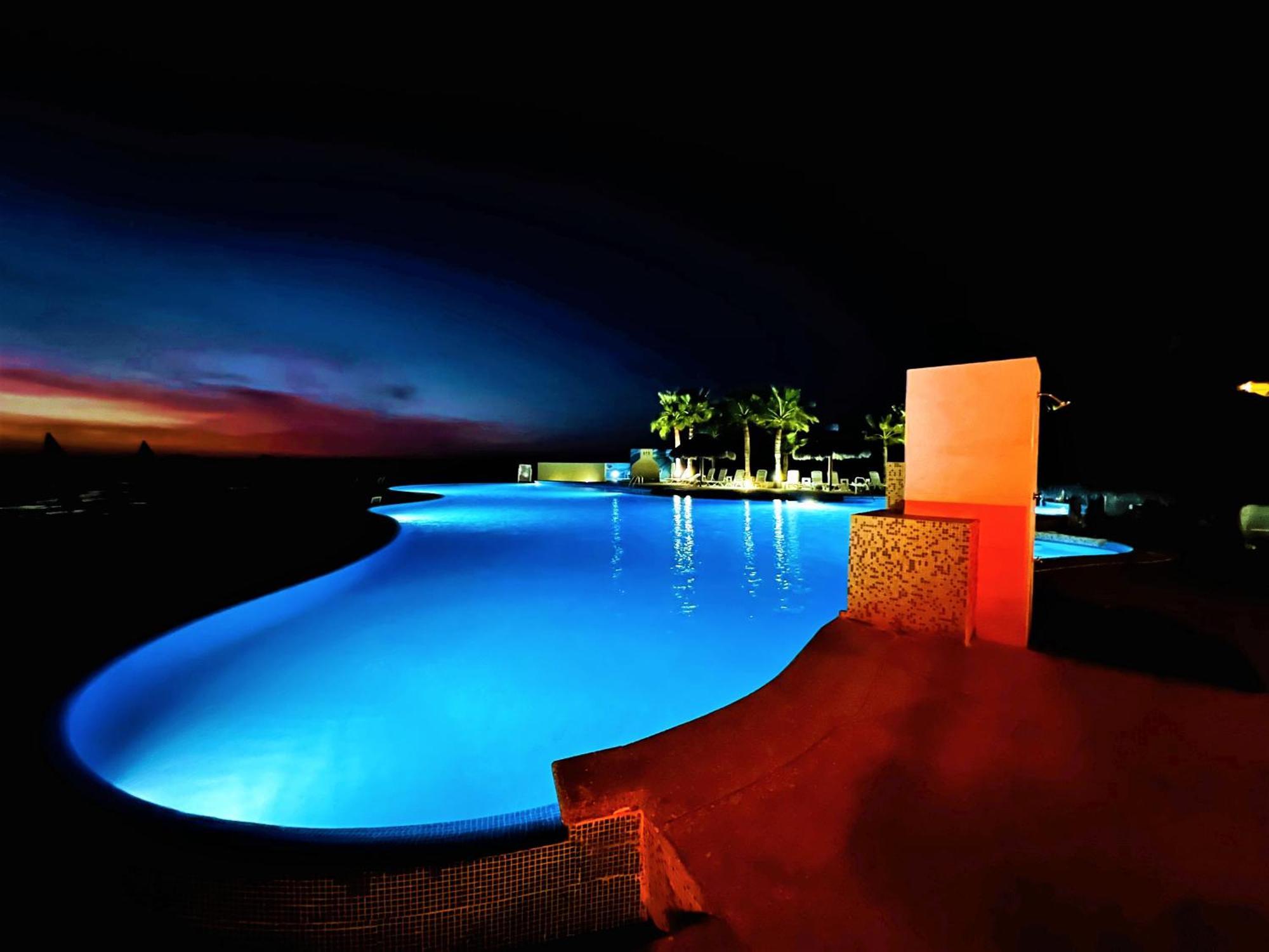 Rocky Point - Ocean Front - King - Suites - Sleeps12 - Gated - Pools Wi-Fi Bahia La Choya Kültér fotó